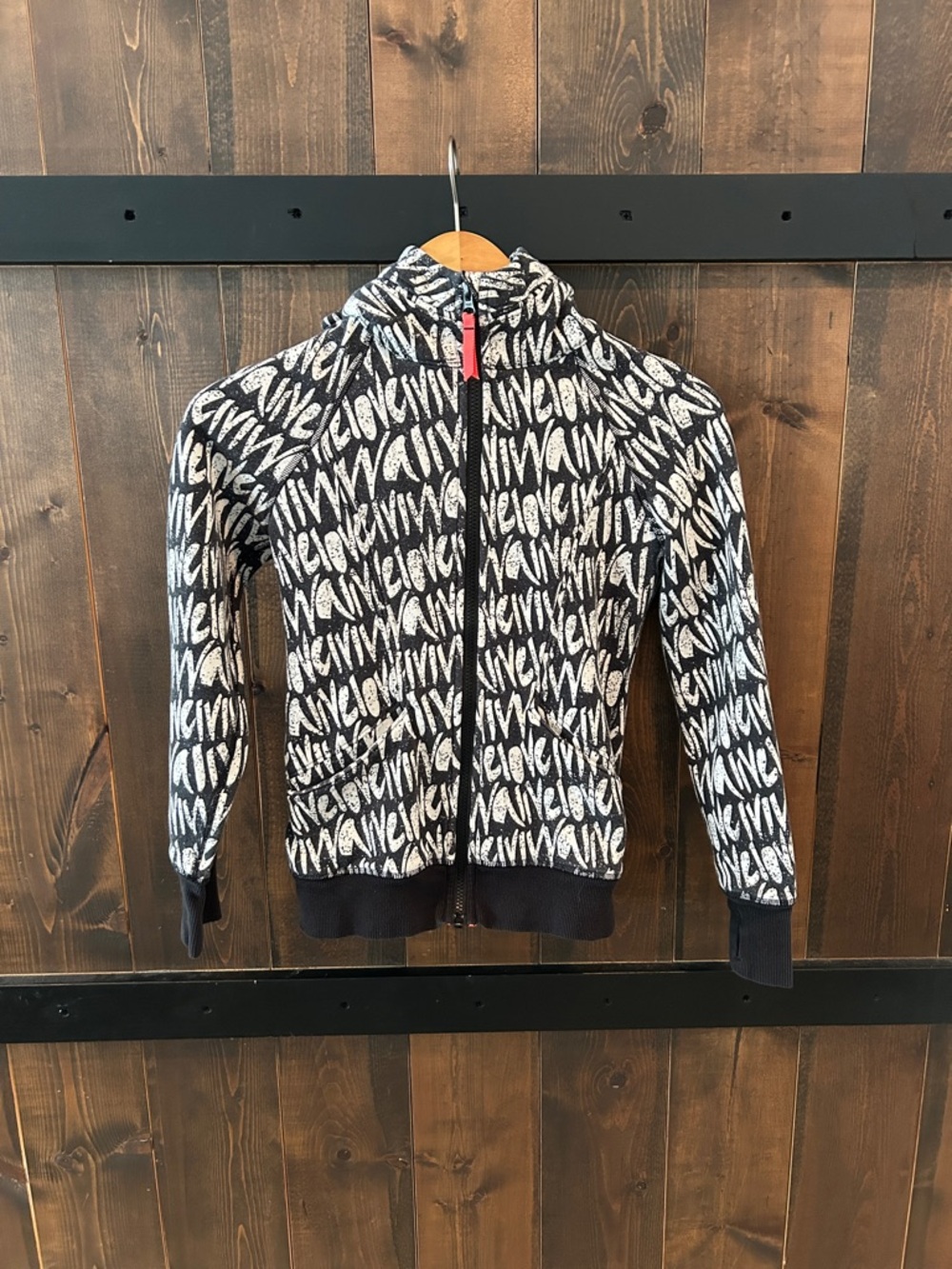 Ivivva Black & White Graphic Zip-Up Hoodie Girls Size 10